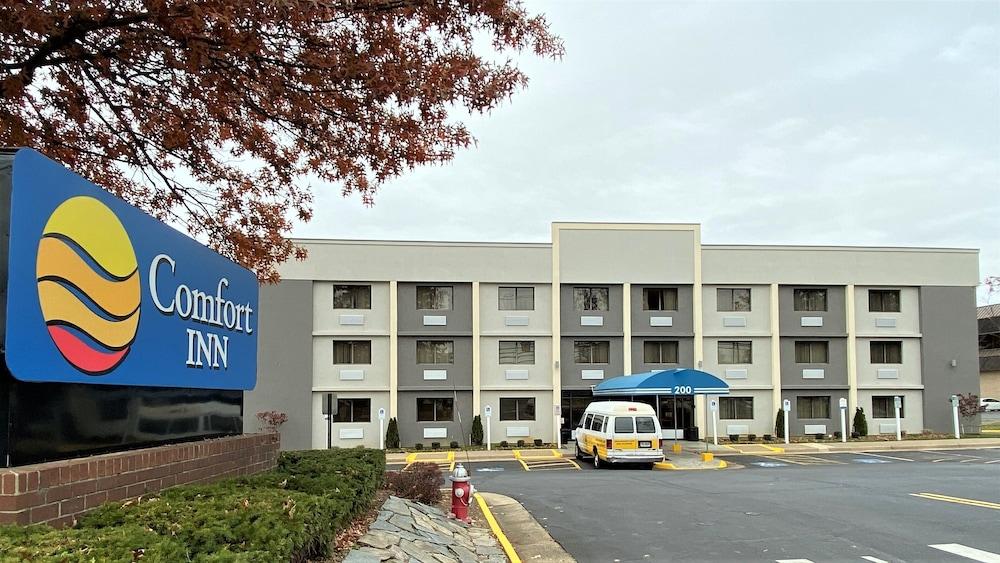 Comfort Inn Herndon-Reston Eksteriør billede