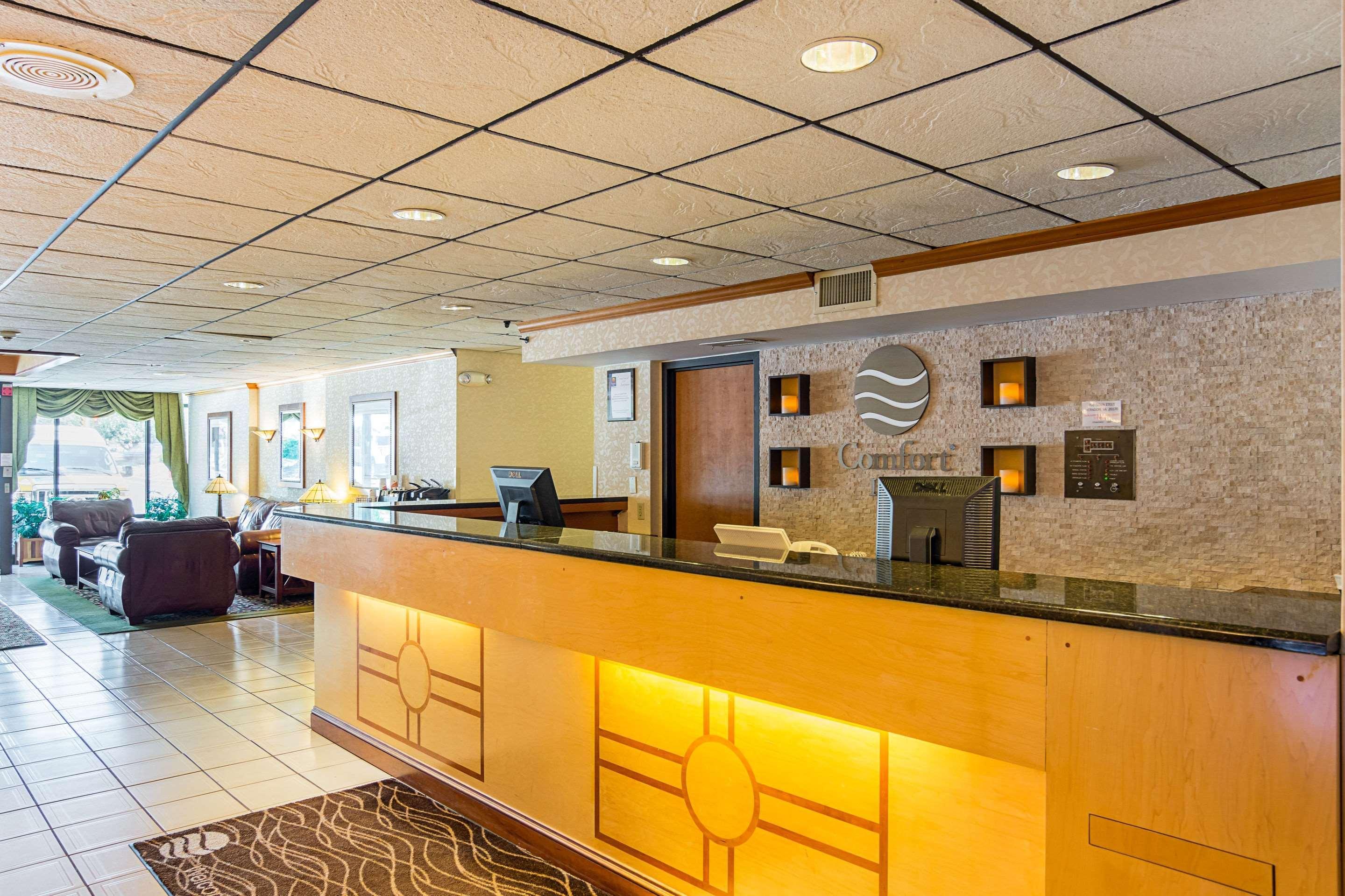 Comfort Inn Herndon-Reston Eksteriør billede