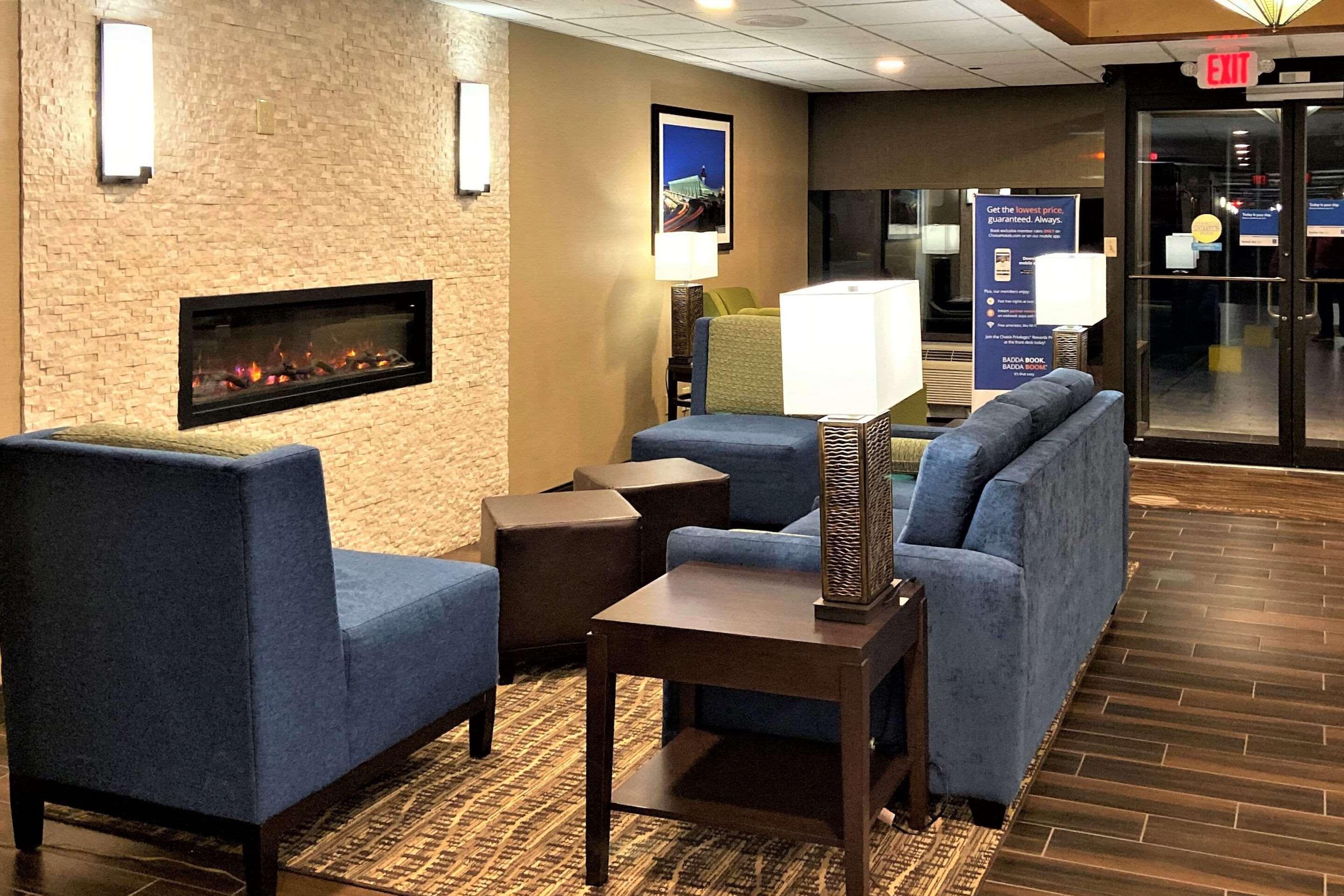 Comfort Inn Herndon-Reston Eksteriør billede