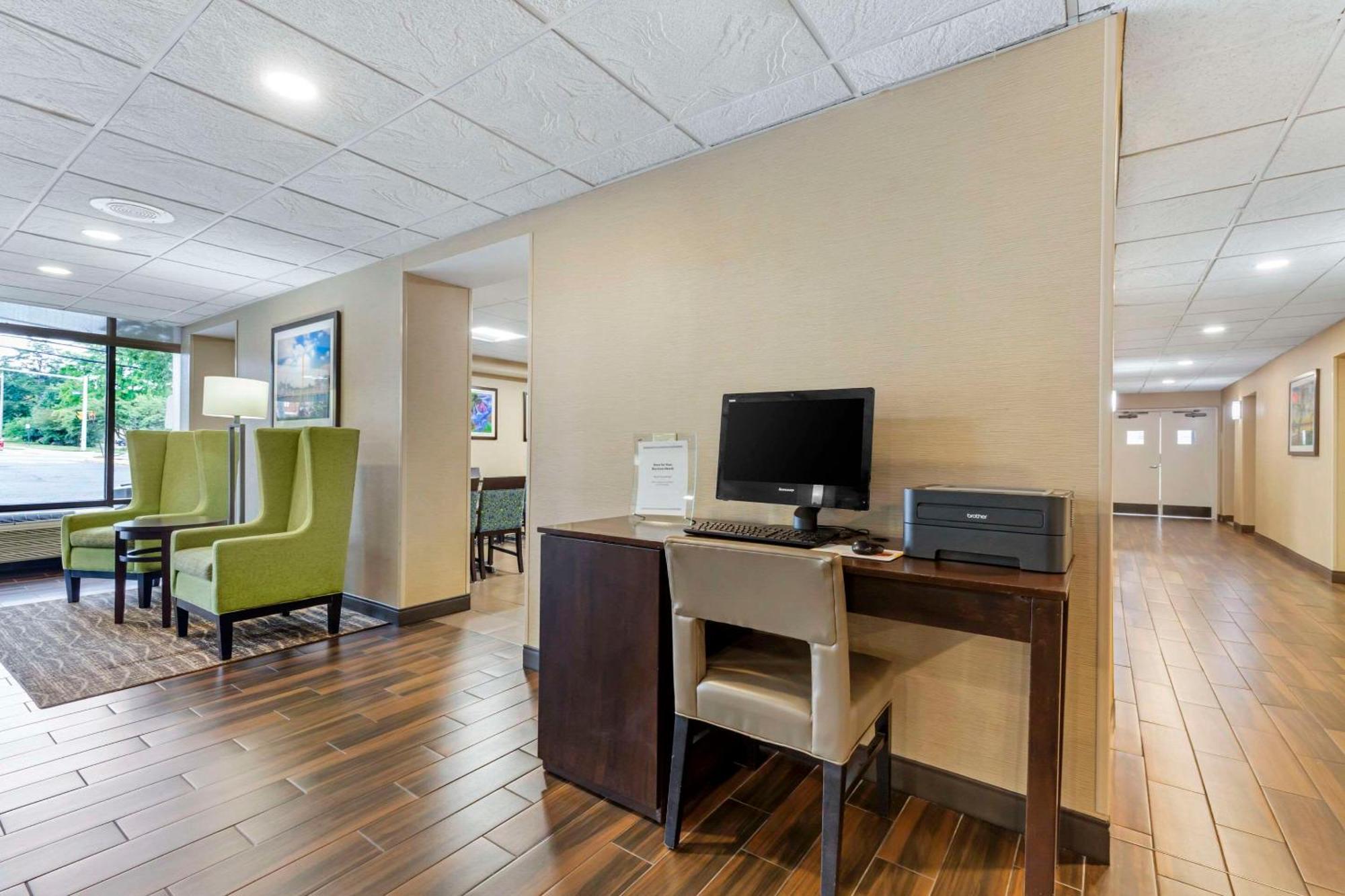 Comfort Inn Herndon-Reston Eksteriør billede